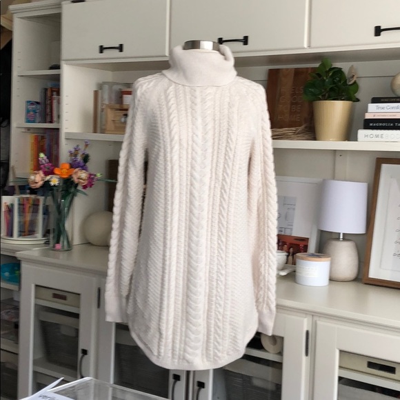 Gap Maternity Cable-knit Tunic - Picture 1 of 5